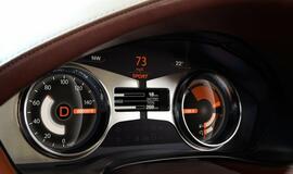 "Fisker" pristato hibridinį "Karma plug-in" automobilį