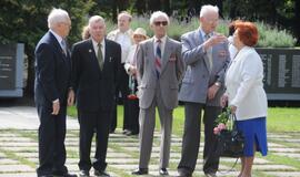 Klaipėdoje pagerbti žuvę užsienio kariai