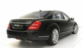 "Biuras" ant ratų: "Apple" ir "Brabus" sedanas "iBusiness"