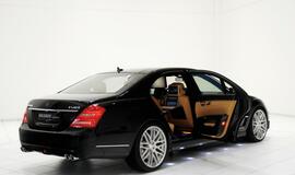 "Biuras" ant ratų: "Apple" ir "Brabus" sedanas "iBusiness"