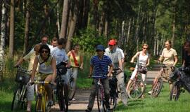 Dviratininkai Klaipėdos valdžiai parodė dviračių takus