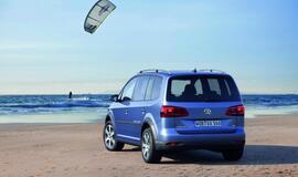 "Volkswagen" pristatė naują "CrossTouran" modelį