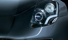 "Fisker" pristato hibridinį "Karma plug-in" automobilį