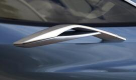 "Mazda" išplatino koncepcinio "Shinari" modelio nuotraukas