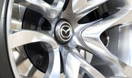 "Mazda" išplatino koncepcinio "Shinari" modelio nuotraukas