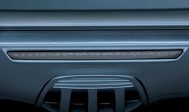 "Fisker" pristato hibridinį "Karma plug-in" automobilį