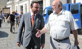 Kultūros ministras apžiūrėjo Dramos teatrą