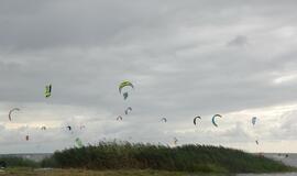 Svencelėje vyksta jėgos aitvarų varžybos