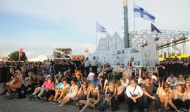 Klaipėdoje tūkstančiai žmonių judėjo Mikos ritmu