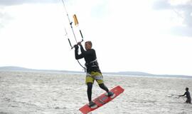 Svencelėje vyksta jėgos aitvarų varžybos