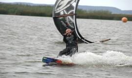 Svencelėje vyksta jėgos aitvarų varžybos