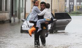 Europoje potvyniai nusinešė 8 žmonių gyvybes