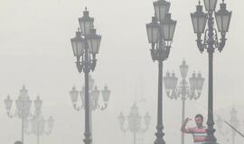 Rusijos miškuose tęsiasi gaisrai, Maskvą toliau gaubia smogas