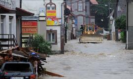 Europoje potvyniai nusinešė 8 žmonių gyvybes