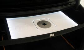 "Biuras" ant ratų: "Apple" ir "Brabus" sedanas "iBusiness"