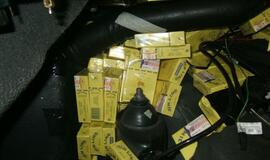 Automobiliuose įrengtos rusiškų cigarečių slėptuvės