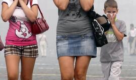 Rusijos miškuose tęsiasi gaisrai, Maskvą toliau gaubia smogas