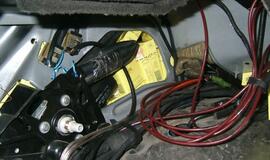 Automobiliuose įrengtos rusiškų cigarečių slėptuvės