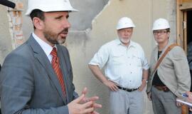 Kultūros ministras apžiūrėjo Dramos teatrą