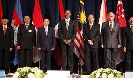 JAV atsiprašė, kad Filipinų vėliava Niujorke buvo pakabinta atvirkščia