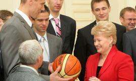 Lietuvos vyrų krepšinio rinktinei - prezidentės padėka