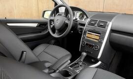 Naujasis "Mercedes-Benz" elektromobilis "A-Class E-Cell"