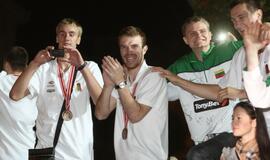 Lietuva pasitiko savo didvyrius - bronzą iškovojusią rinktinę