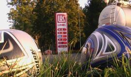 Motociklo avarijoje netoli Priekulės nukentėjo mergina