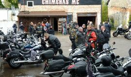 Baikeriai išriedėjo palydėti vasaros