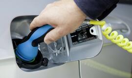 Naujasis "Mercedes-Benz" elektromobilis "A-Class E-Cell"