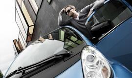 "Peugeot" pristato elektra varomą "iOn" modelį