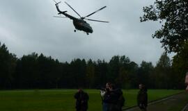 Dalia Grybauskaitė stebėjo pratybas "Šakalo akmuo 2010"