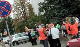 Protestuotojai reiškė "solidarumą su darbo liaudimi"