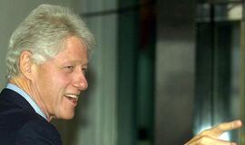 Billo Clintono patarėjai buvo pametę branduolinės atakos kodus