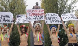 "Femen" protestuoja prieš Vladimiro Putino vizitą į Ukrainą