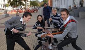 Grupė "Nervas" šturmuoja televiziją