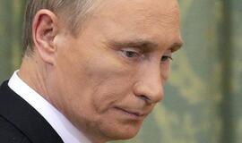 Mėlynė Vladimiro Putino paakyje kaitina žurnalistų fantaziją