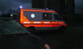 Ligoninėje mirė perėjoje su sūnumi partrenktas vyras