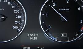 Kompanija BMW atnaujino kompaktinį visureigį X3