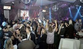 Į vieną vietą susitelkusios blondinės siekė pasaulio rekordo