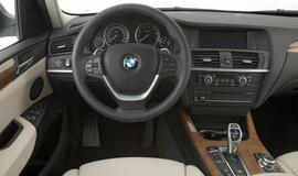 Kompanija BMW atnaujino kompaktinį visureigį X3