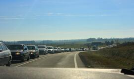 Kelyje Rietavas-Plungė sudegė automobilis