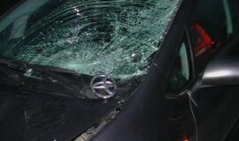 Ligoninėje mirė perėjoje su sūnumi partrenktas vyras