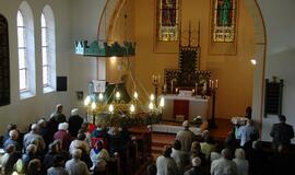 Vanagų parapijos namuose - įkurtuvių šventė