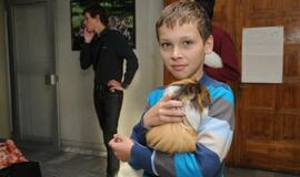 Gimnazijos auklėtiniai su augintiniais