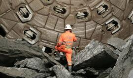 Šveicarijoje baigtas tiesti ilgiausias pasaulyje tunelis