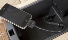 Kompanija BMW atnaujino kompaktinį visureigį X3