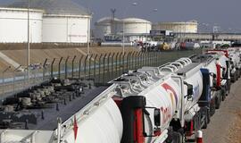 Protestai Prancūzijoje - naujos demonstracijos ir degalų stoka