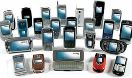 Išmaniųjų telefonų pardavimas išaugo beveik dvigubai