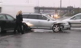 Liepų gatvėje susidūrė "Audi" ir "Lexus" automobiliai